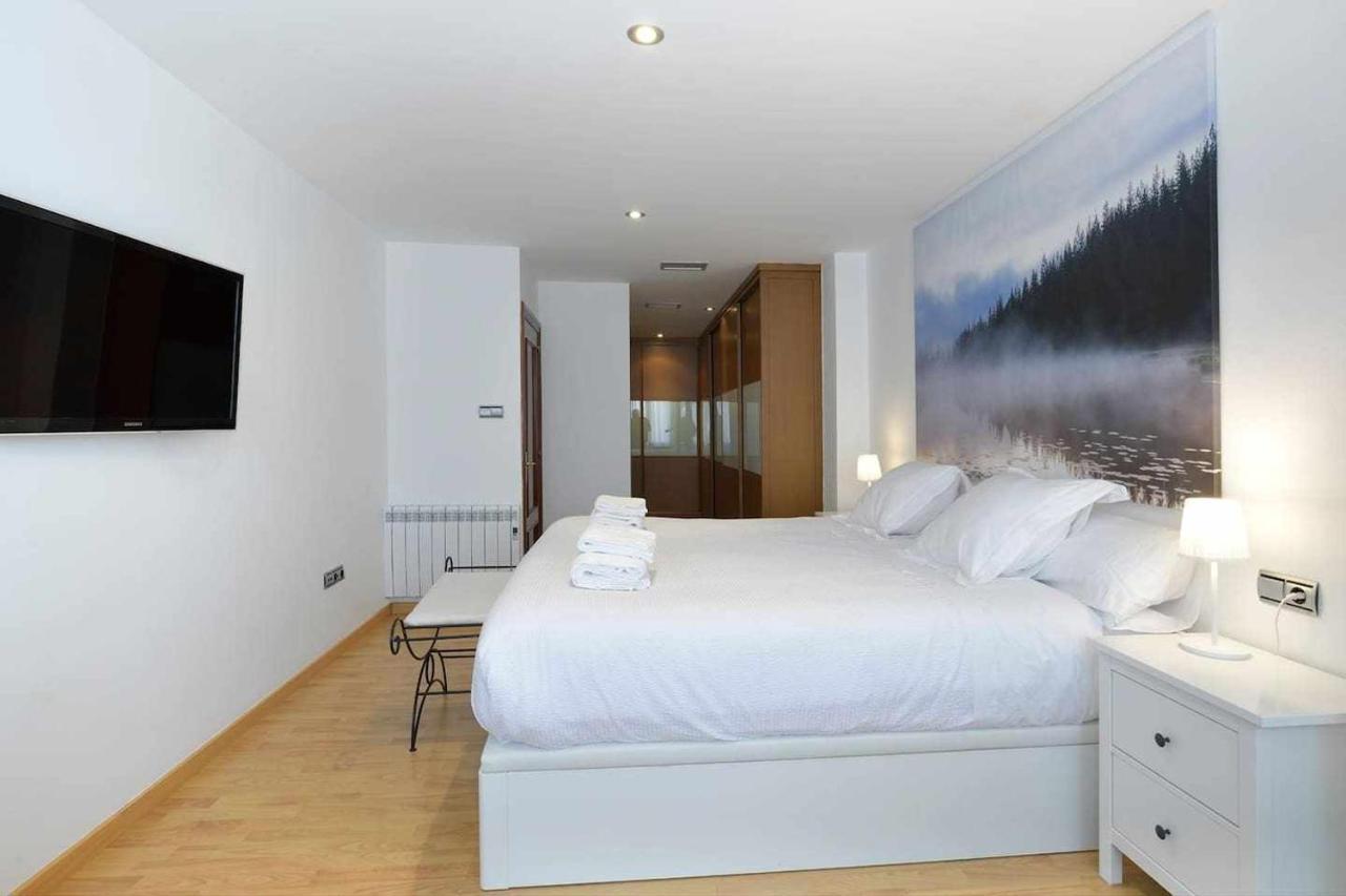 Andrews house 60 m en el centro de Zaragoza Appartement Buitenkant foto